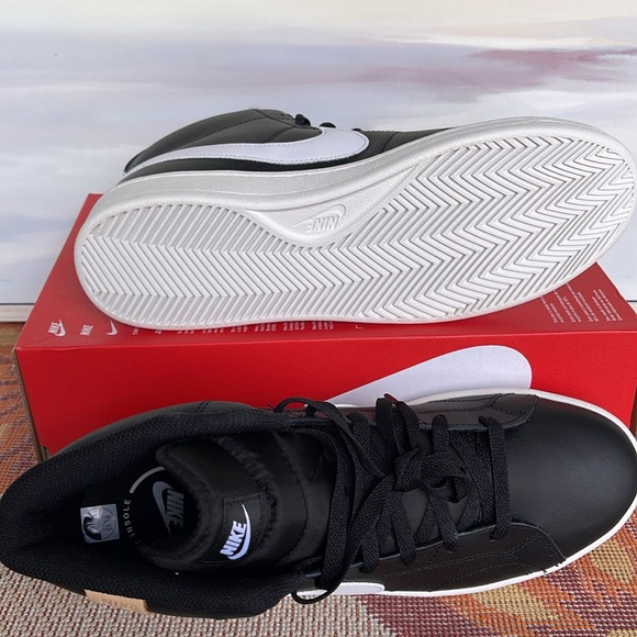 Nike Men’s Court Royale 2 Mid
Black/White Onyx/White
Style CQ9179-001 - Picture 3 of 16